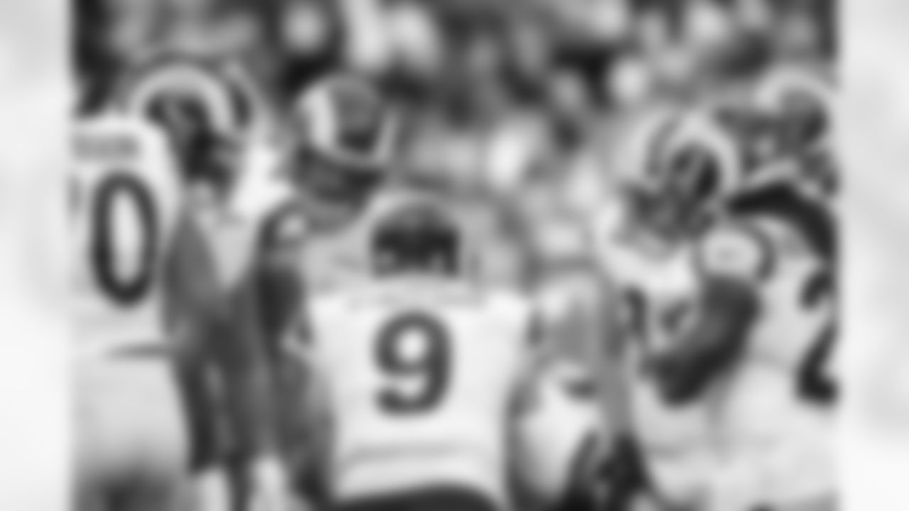 The Los Angeles Rams take on the Dallas Cowboys during Week 5 of the 2022 NFL regular season.