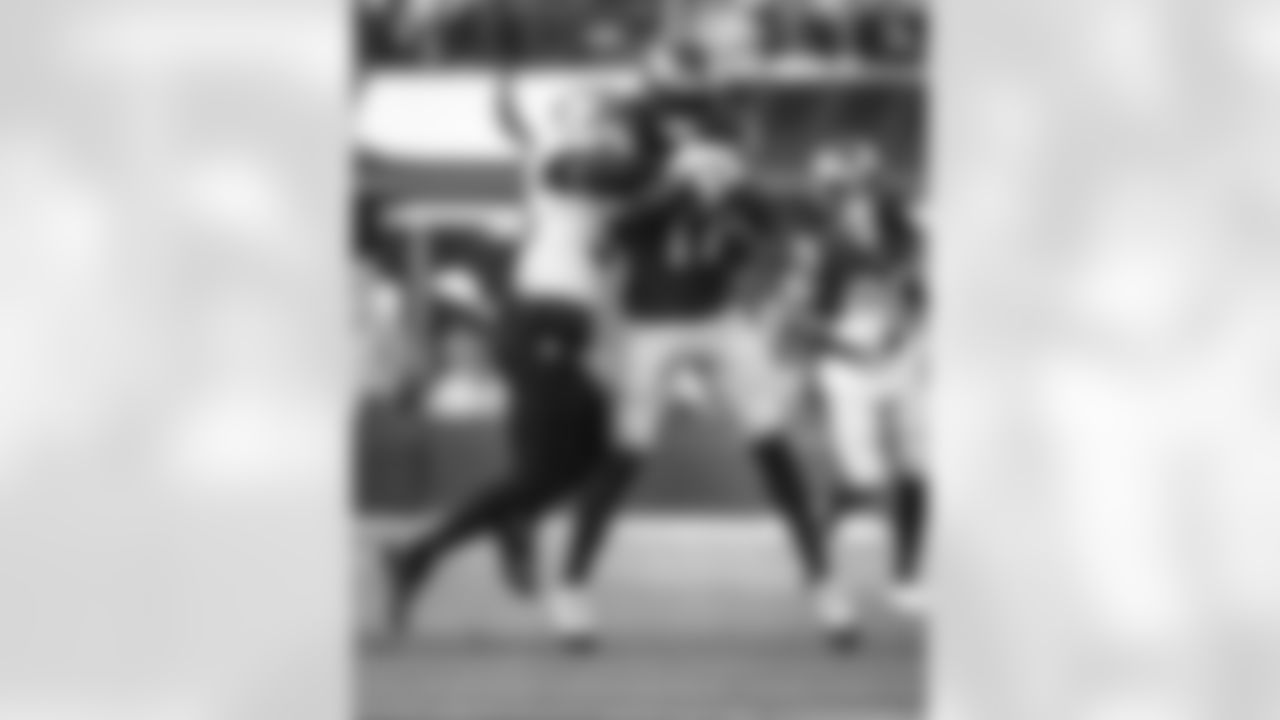 The Los Angeles Rams take on the New Orleans Saints in week 9 of the 2025 NFL regular season.