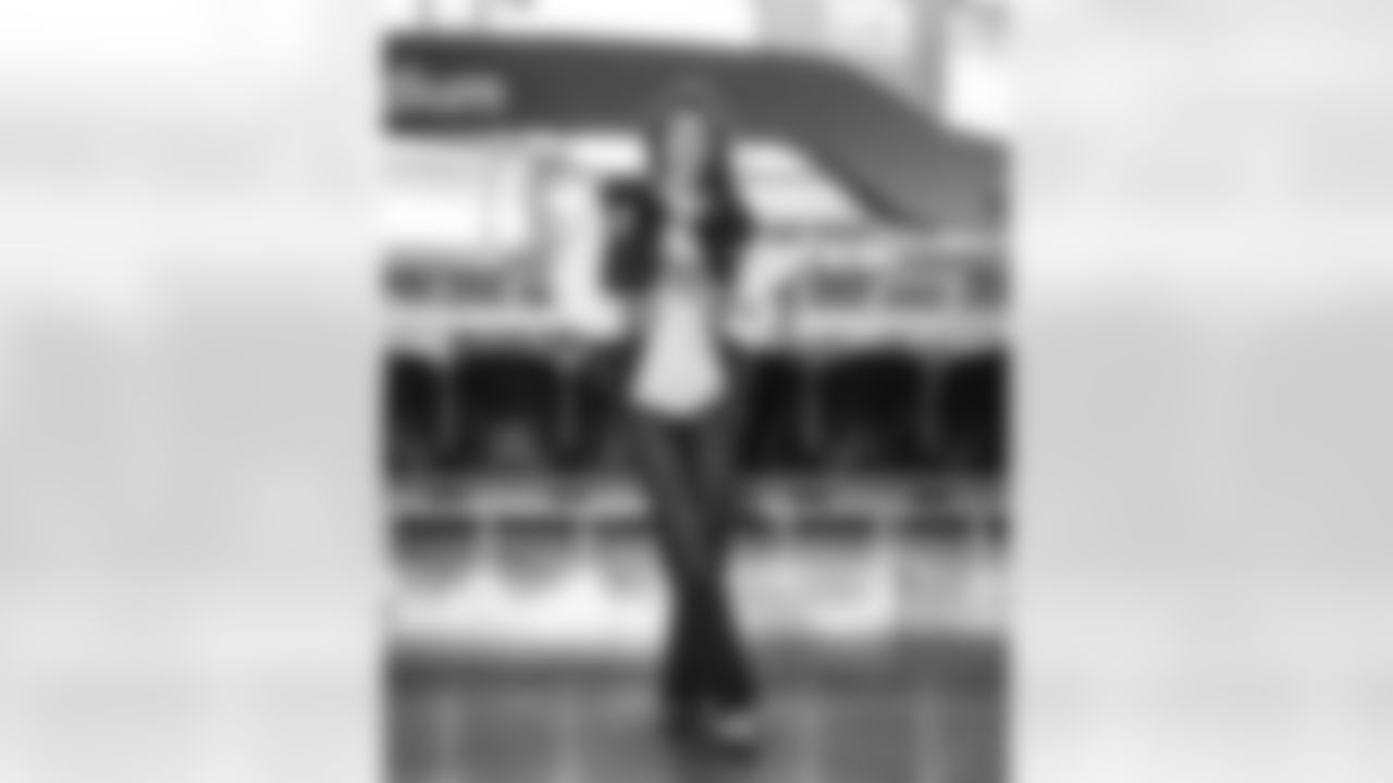 The Los Angeles Rams take on the Arizona Cardinals in week 18 of the 2025 NFL regular season.