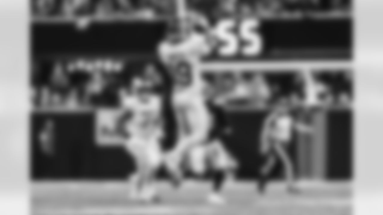 The Los Angeles Rams take on the Atlanta Falcons in week 17 of the 2025 NFL regular season.