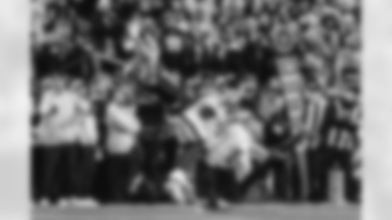 The Los Angeles Rams take on the Seattle Seahawks in week 16 of the 2025 NFL regular season.