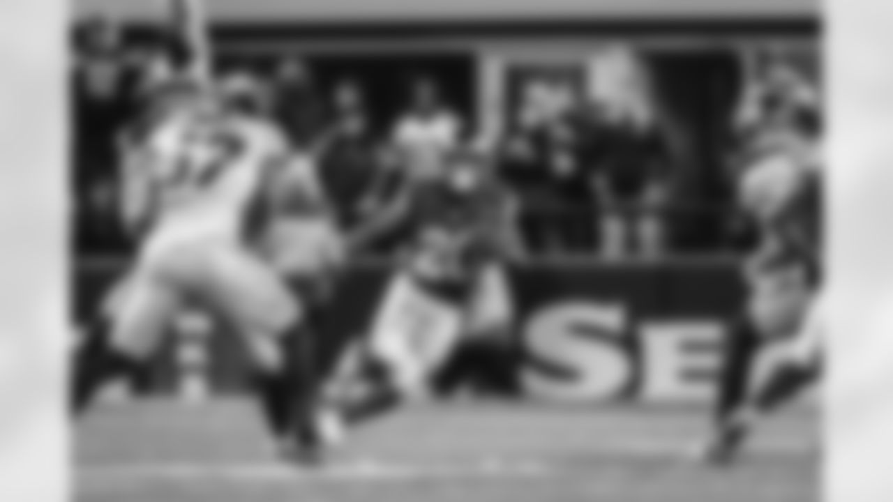 The Los Angeles Rams take on the Seattle Seahawks in week 16 of the 2025 NFL regular season.