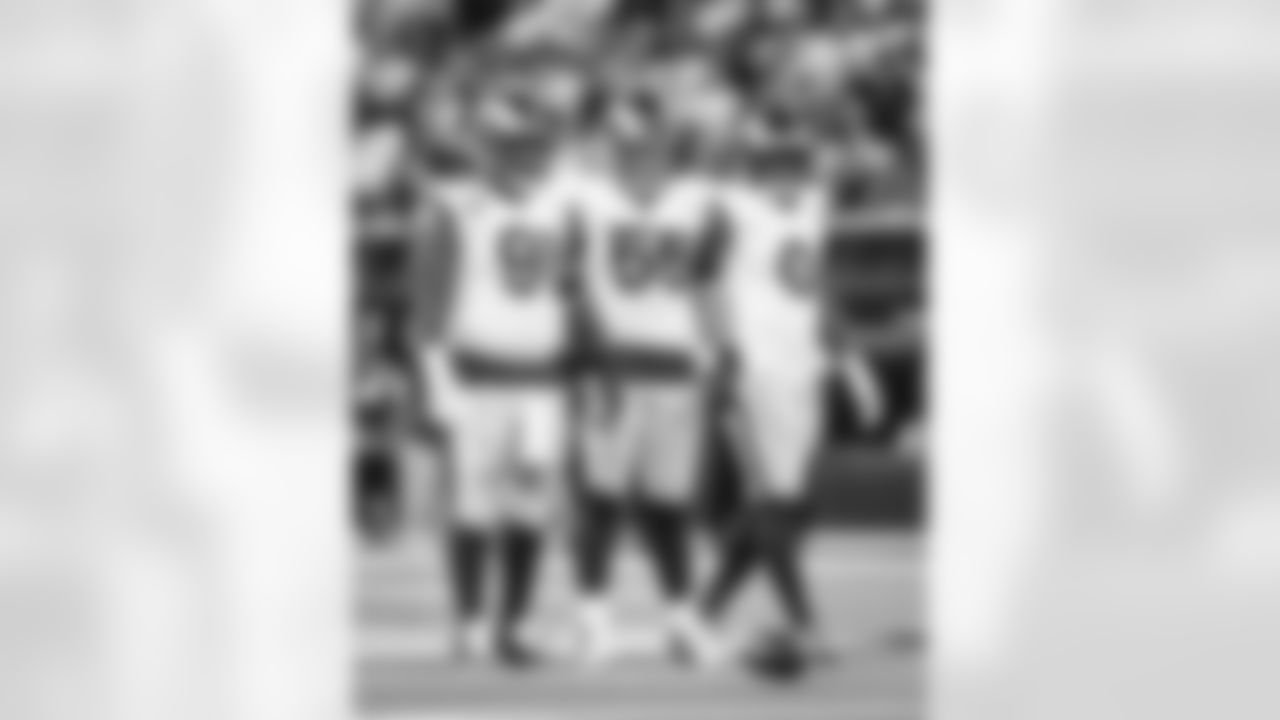 The Los Angeles Rams take on the Tampa Bay Buccaneers in week 12 of the 2025 NFL regular season.