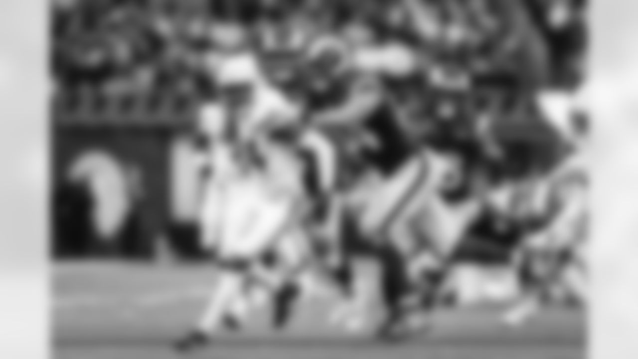 The Los Angeles Rams take on the Arizona Cardinals in week 18 of the 2025 NFL regular season.