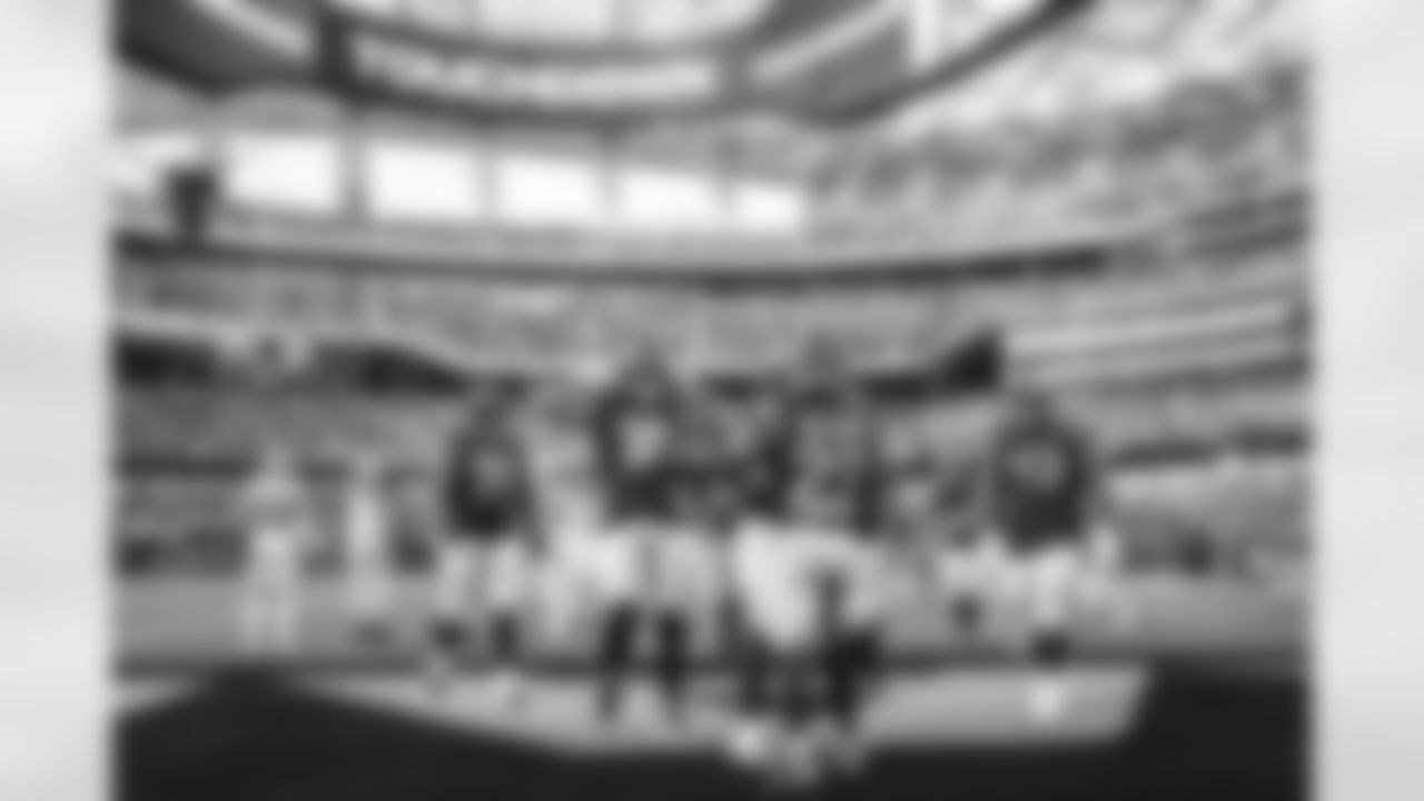 The Los Angeles Rams take on the Detroit Lions in week 15 of the 2025 NFL regular season.