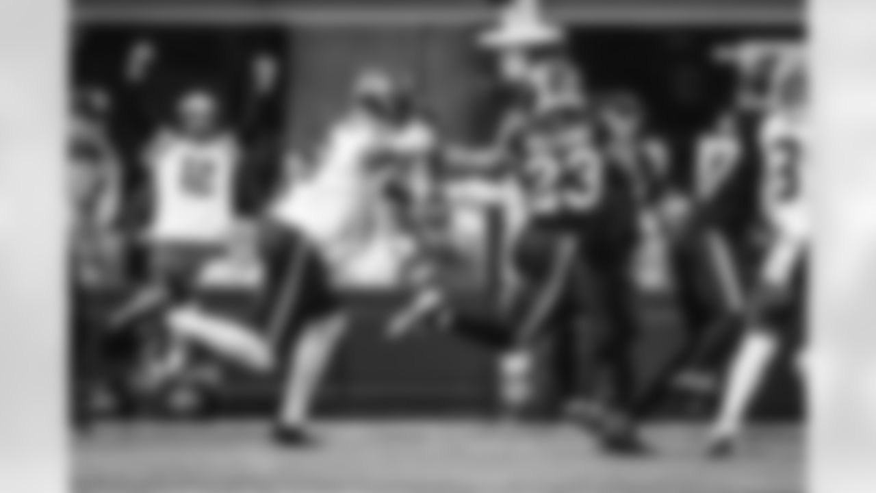 The Los Angeles Rams take on the Seattle Seahawks in week 11 of the 2025 NFL regular season.