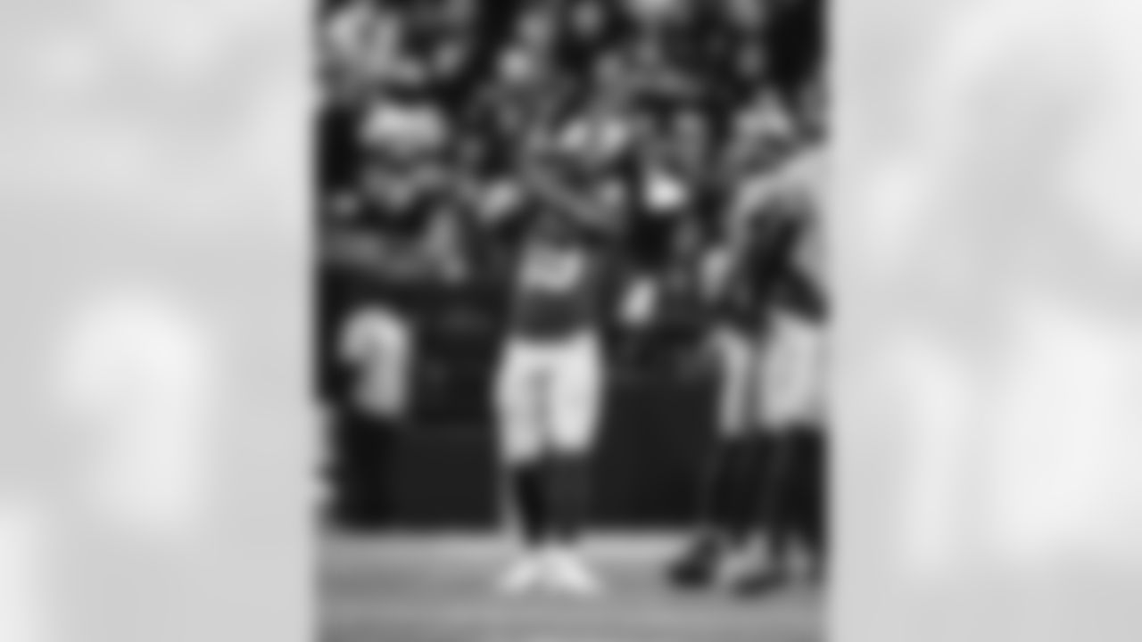 The Los Angeles Rams take on the Seattle Seahawks in week 16 of the 2025 NFL regular season.