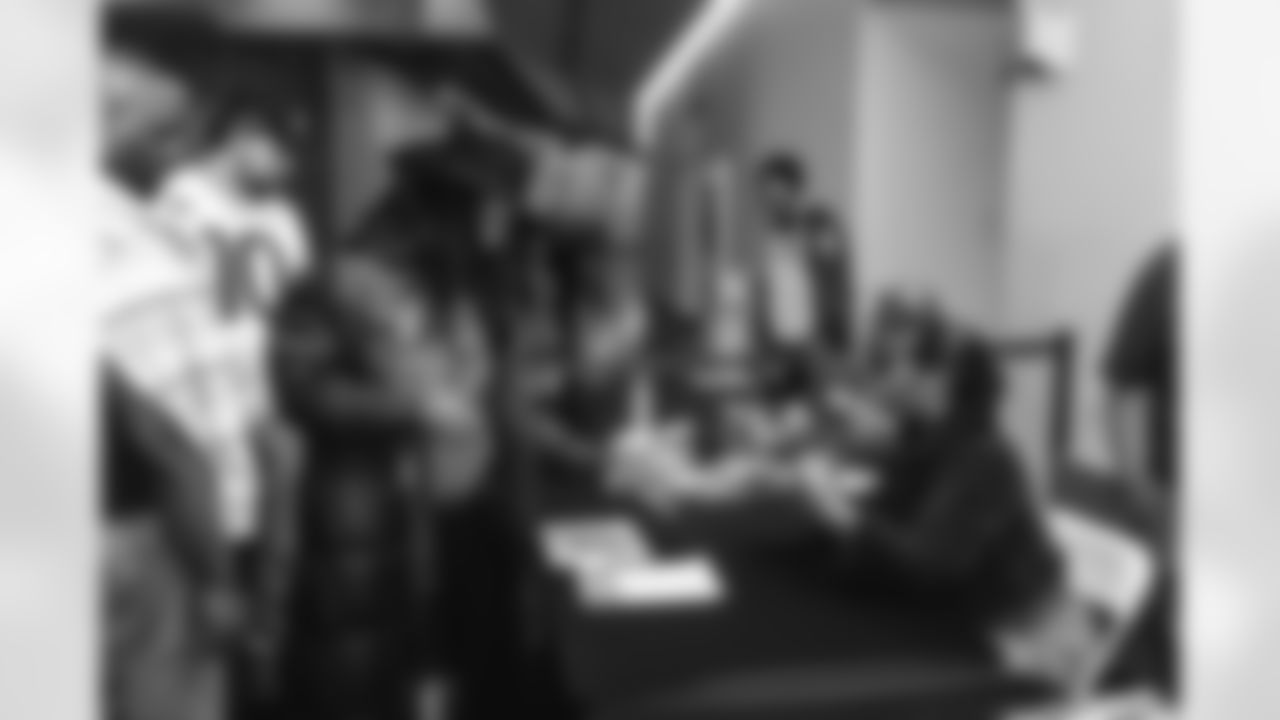 The Los Angeles Rams take on the Arizona Cardinals in week 18 of the 2025 NFL regular season.