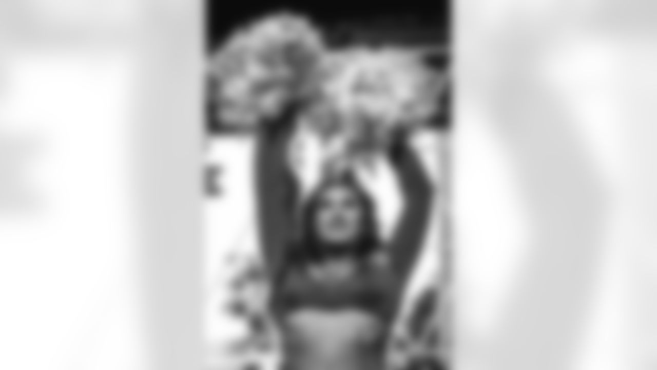 The Los Angeles Rams take on the Arizona Cardinals in week 18 of the 2025 NFL regular season.