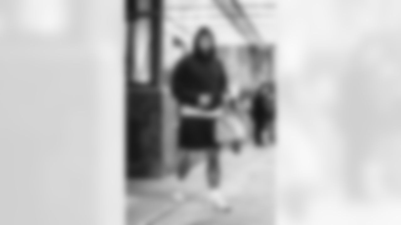 18 TE Terrance Ferguson travels to Lumen Field for Thursday Night Football vs. the Seahawks