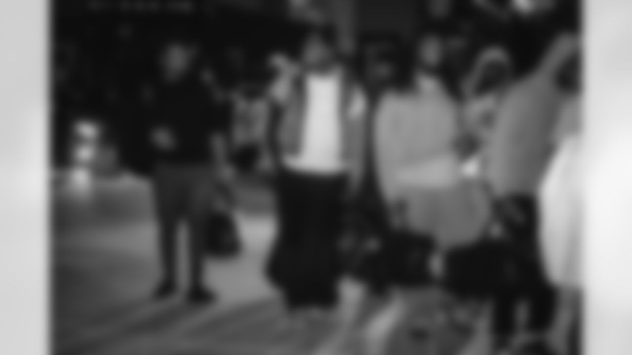 E_251217_Regular_Season_Week_16_Travel_BT_0047