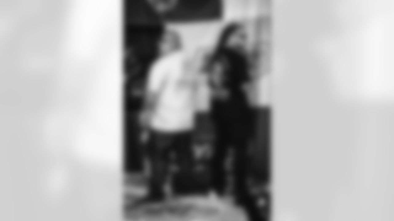 E_Royal_Sol_Merch_2025_48