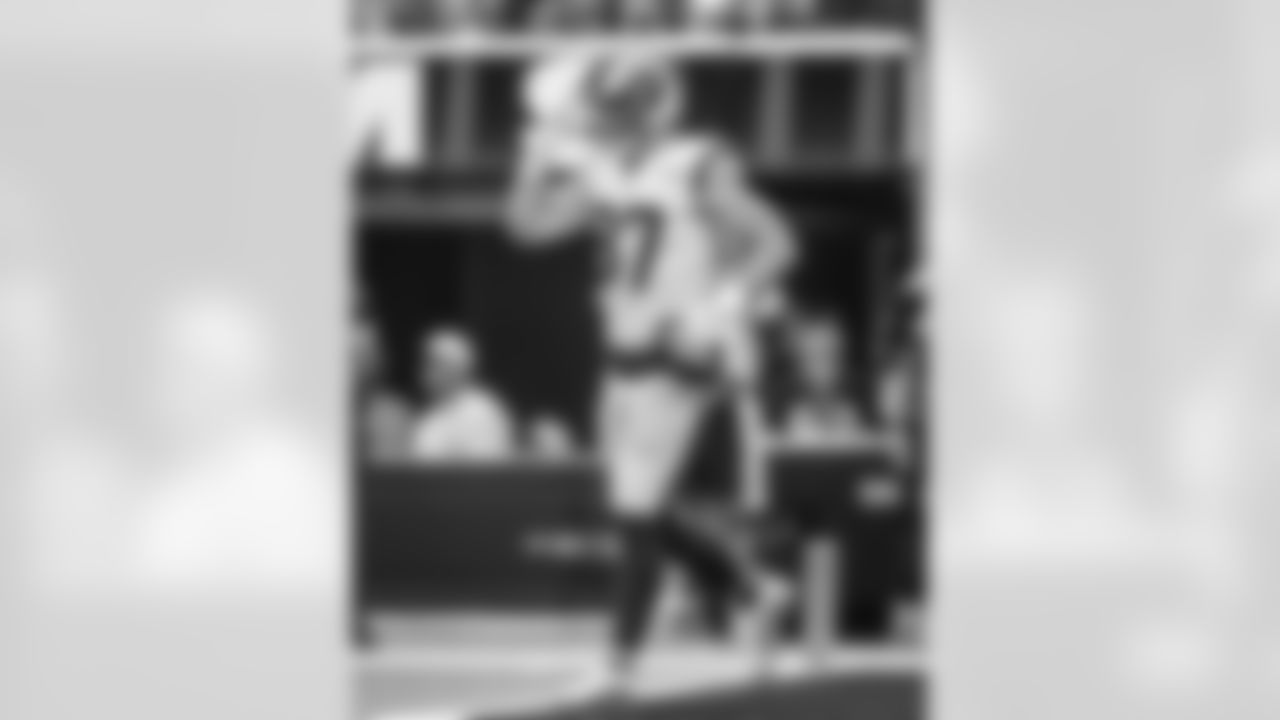 The Los Angeles Rams take on the Houston Texans in week 1 of the 2025 NFL regular season.