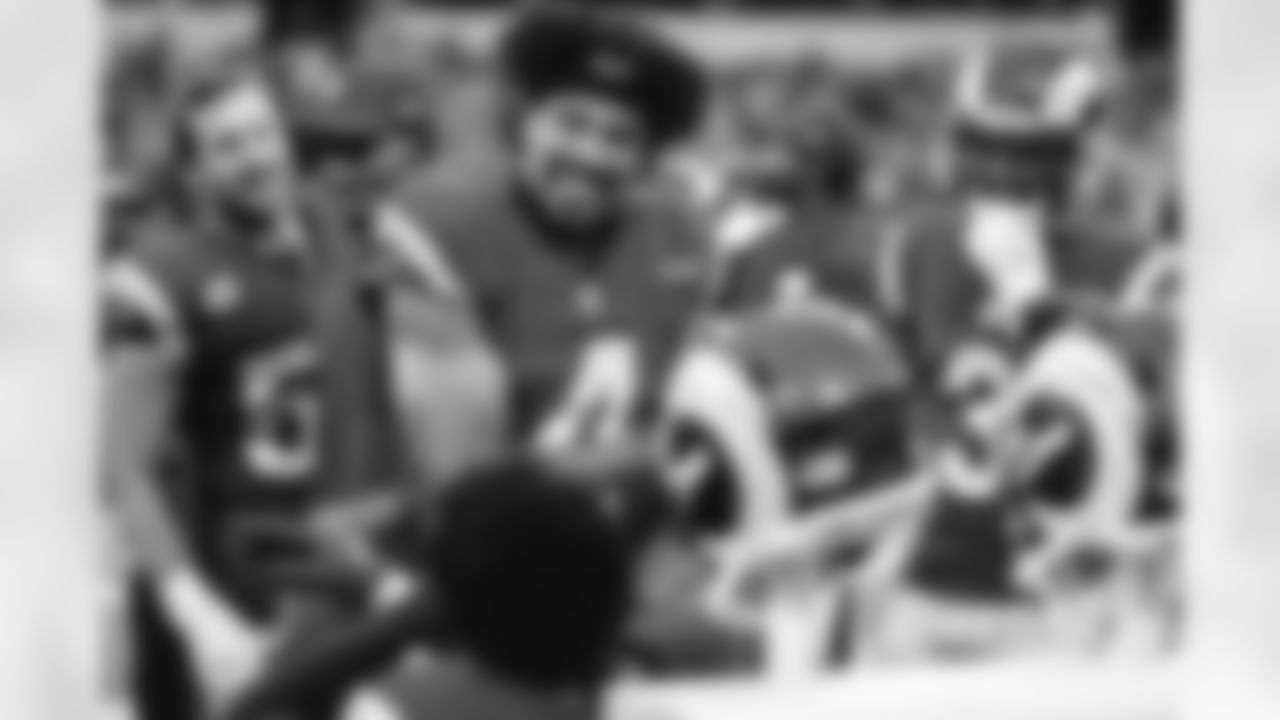 E_260104_Rams_vs_Cardinals_TE_524