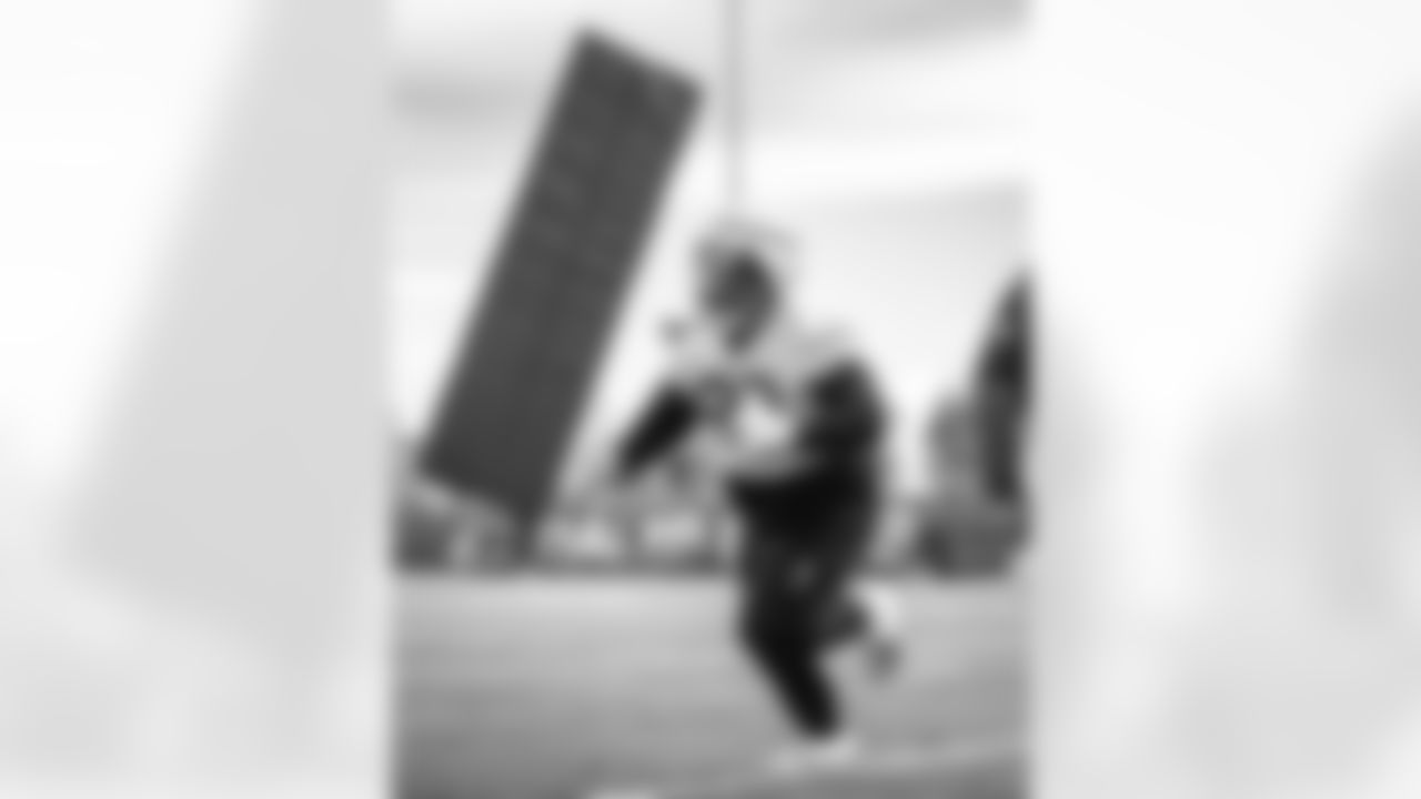 E_260101_Regular_Season_Week18_Practice_BT_006060082