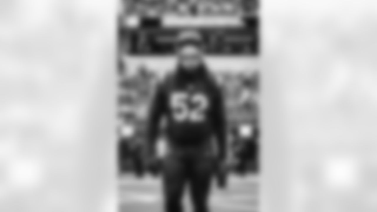 The Los Angeles Rams take on the Seattle Seahawks in week 11 of the 2025 NFL regular season.