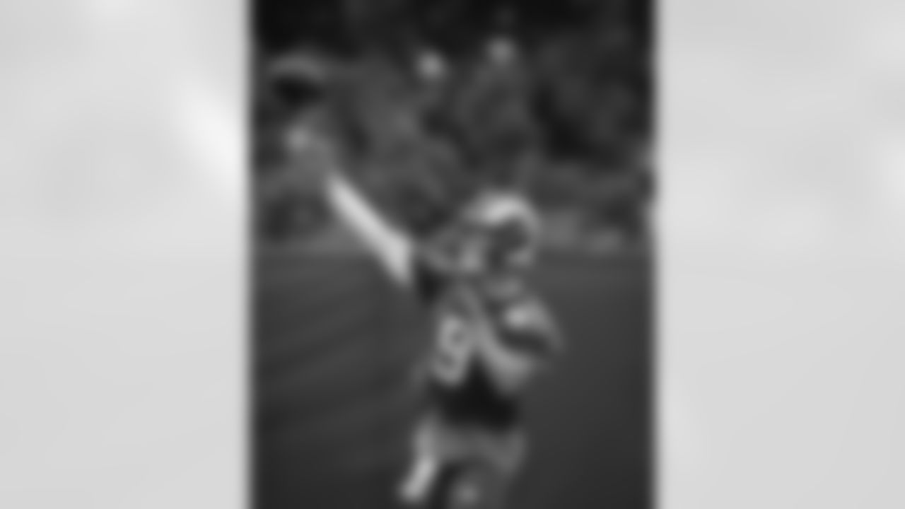 E_251112_Regular_Season_Week11_Practice_0032