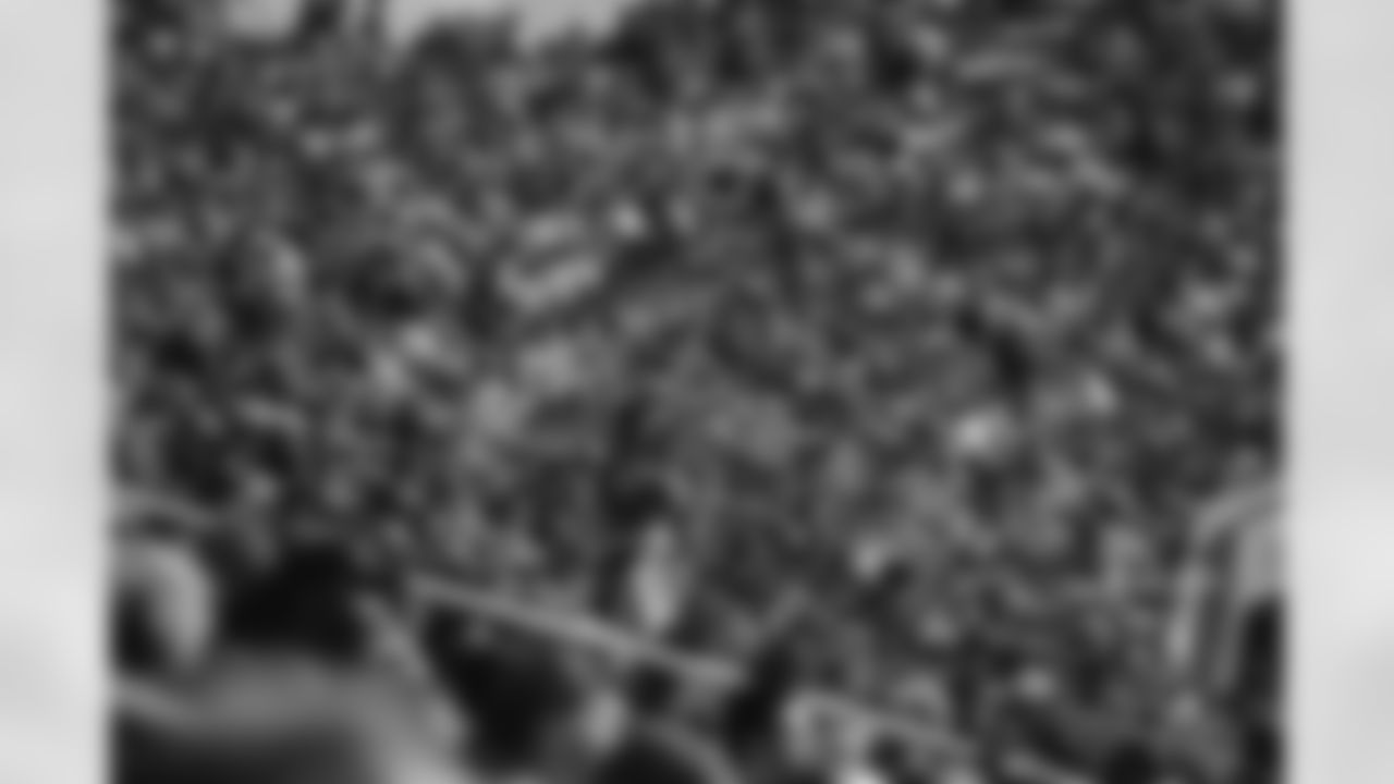 The Los Angeles Rams take on the New Orleans Saints in week 9 of the 2025 NFL regular season.