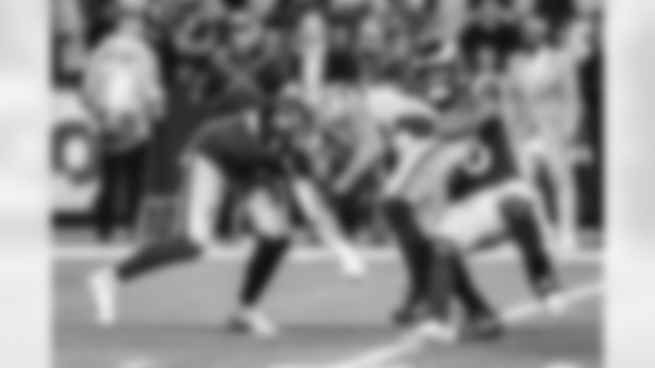 The Los Angeles Rams take on the Seattle Seahawks in week 16 of the 2025 NFL regular season.