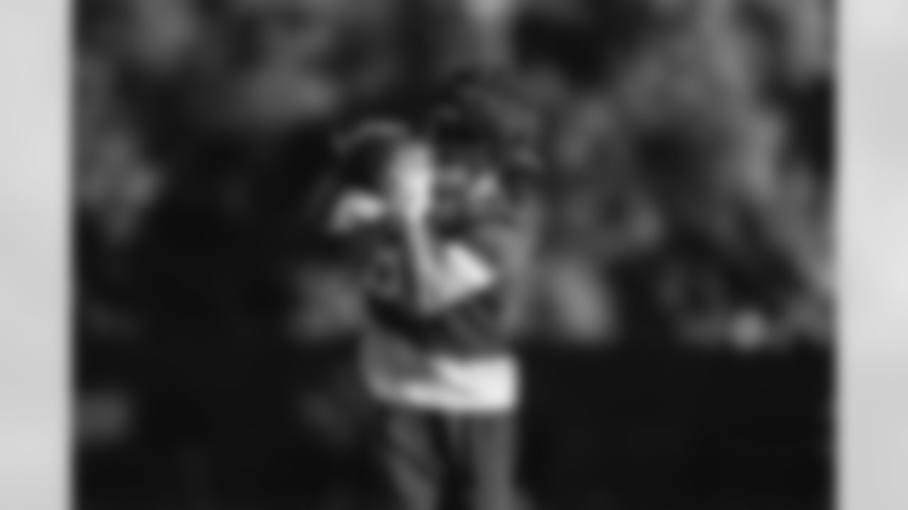 E_251119_Regular_Season_Week12_Practice_BT_00007