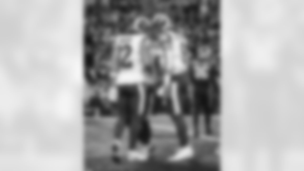 The Los Angeles Rams take on the Carolina Panthers in the wild card round of the 2025 NFL post season.