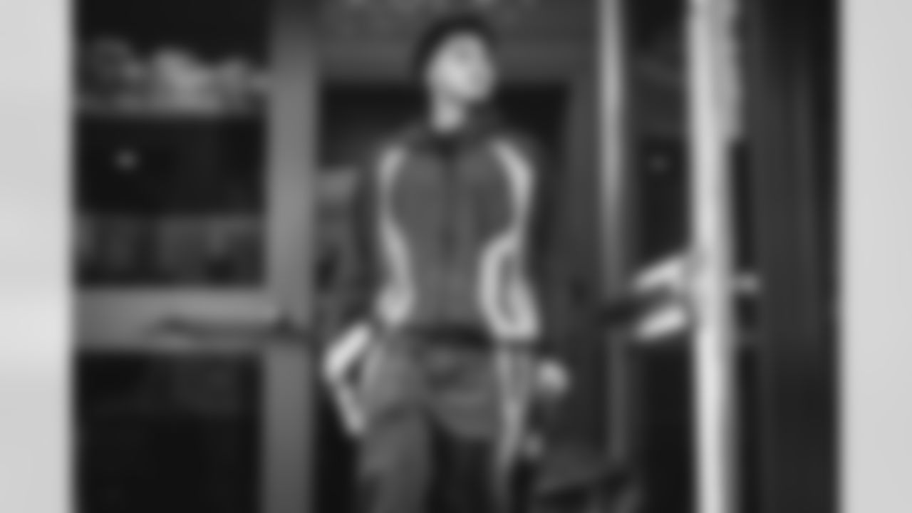 22 RB Blake Corum travels to State Farm Stadium for today's game against the Cardinals