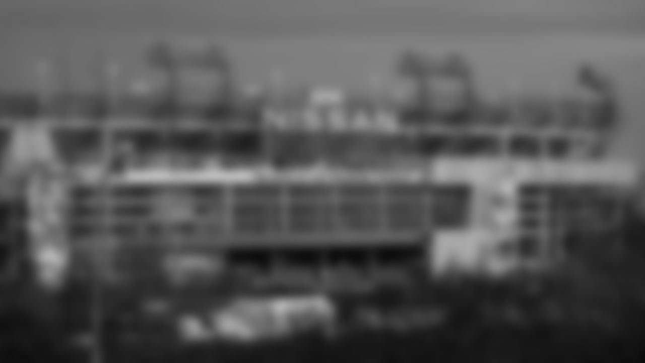 Week 2: Los Angeles Rams @ Tennessee Titans at Nissan Stadium