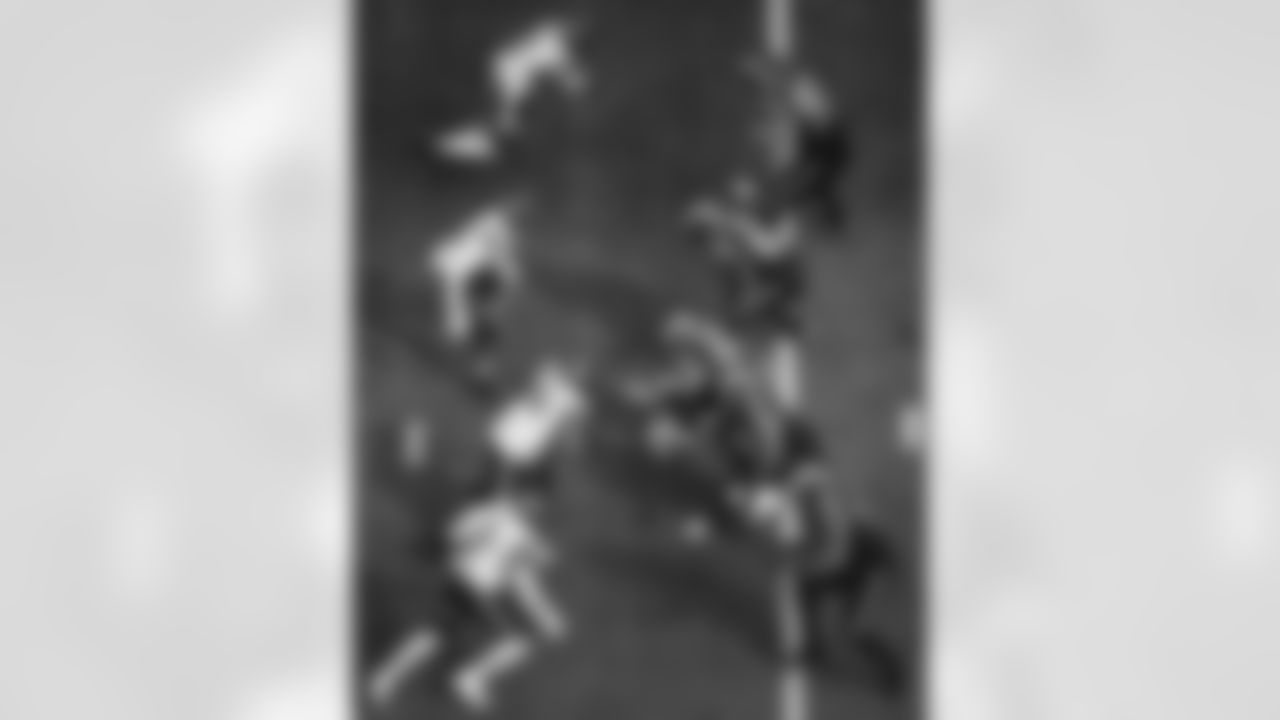 The Los Angeles Rams take on the Seattle Seahawks in week 11 of the 2025 NFL regular season.