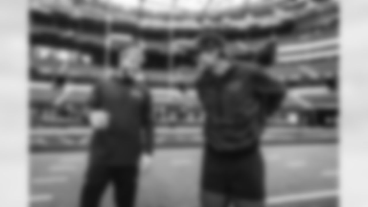 The Los Angeles Rams take on the Seattle Seahawks in week 11 of the 2025 NFL regular season.