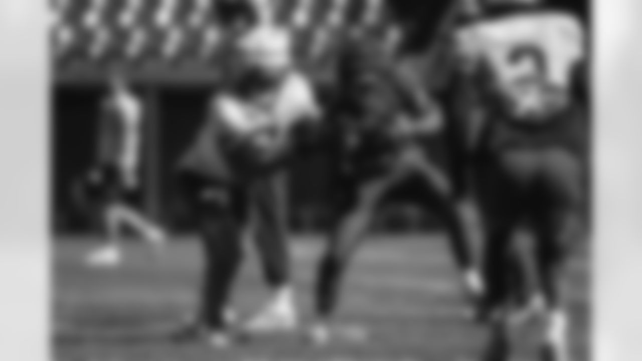 E_251016_Regular_Season_Week7_Practice_BT_00508