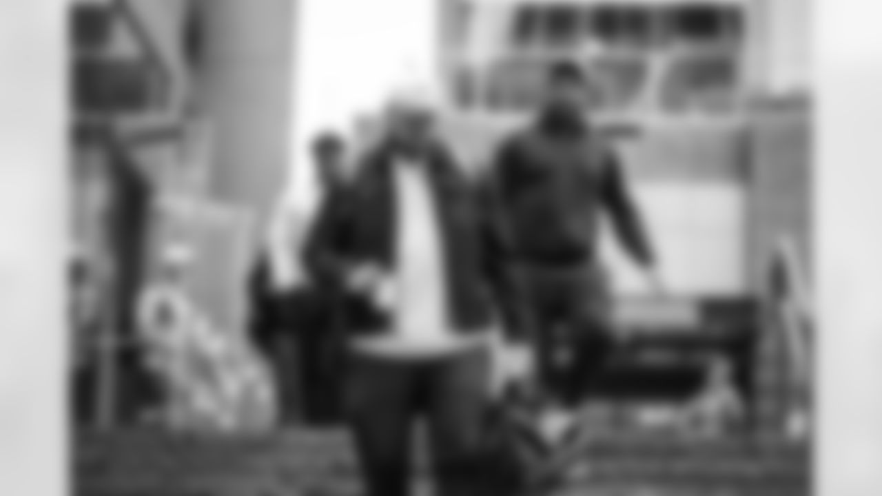 65 OL Coleman Shelton travels to Bank of America Stadium for Week 13 matchup vs. Panthers