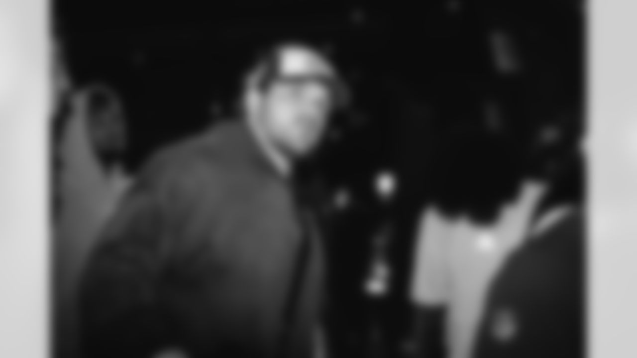 E_251217_Regular_Season_Week_16_Travel_BT_0063