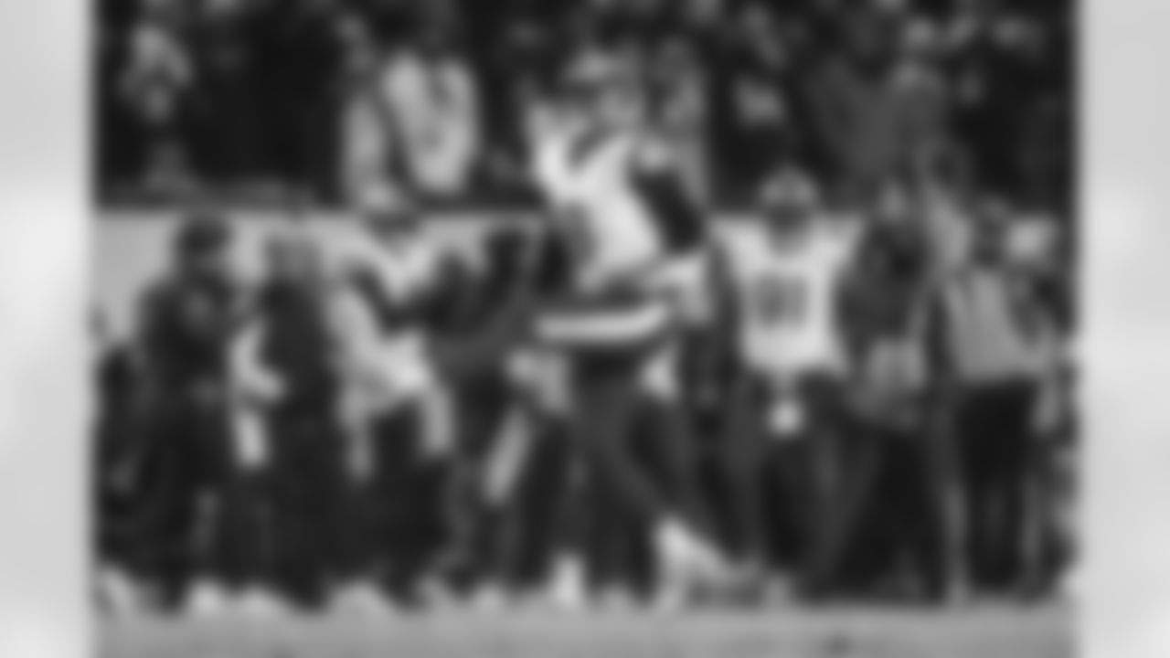 The Los Angeles Rams take on the Chicago Bears in the divisional round of the 2025 NFL Playoffs.