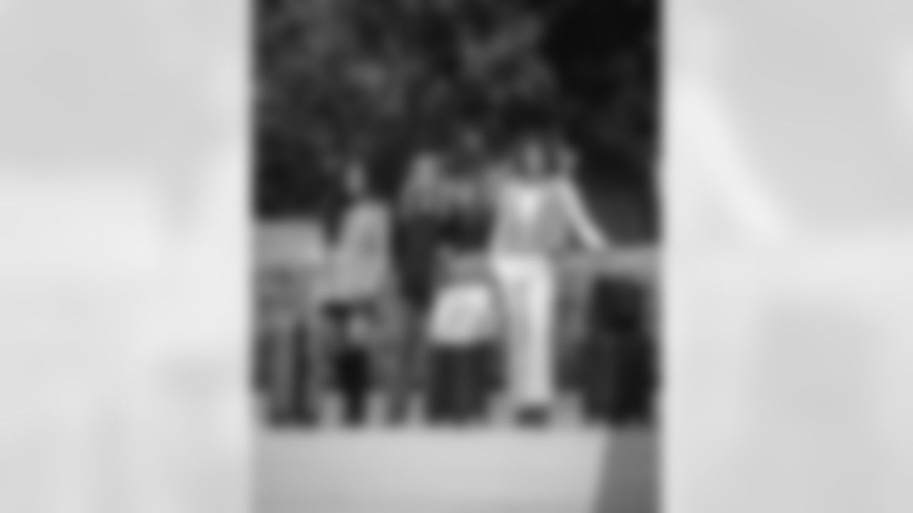 The Los Angeles Rams take on the Detroit Lions in week 15 of the 2025 NFL regular season.