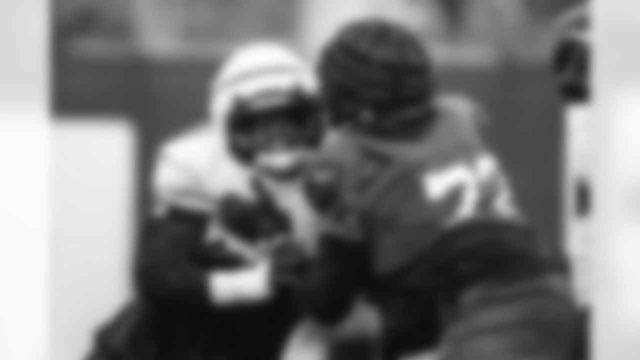 E_251120_Regular_Season_Week12_Practice_AD_0378