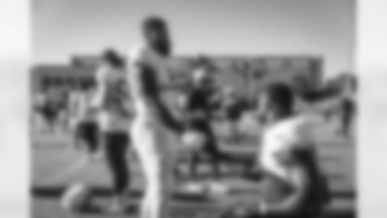 E_TOW02307 00219