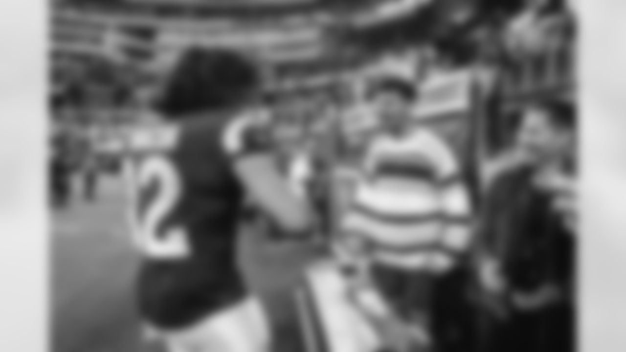 The Los Angeles Rams take on the Detroit Lions in week 15 of the 2025 NFL regular season.