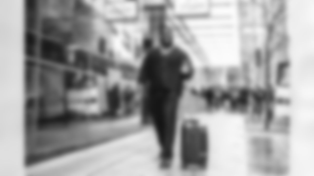 91 DE Kobie Turner travels to Lumen Field for Thursday Night Football vs. the Seahawks