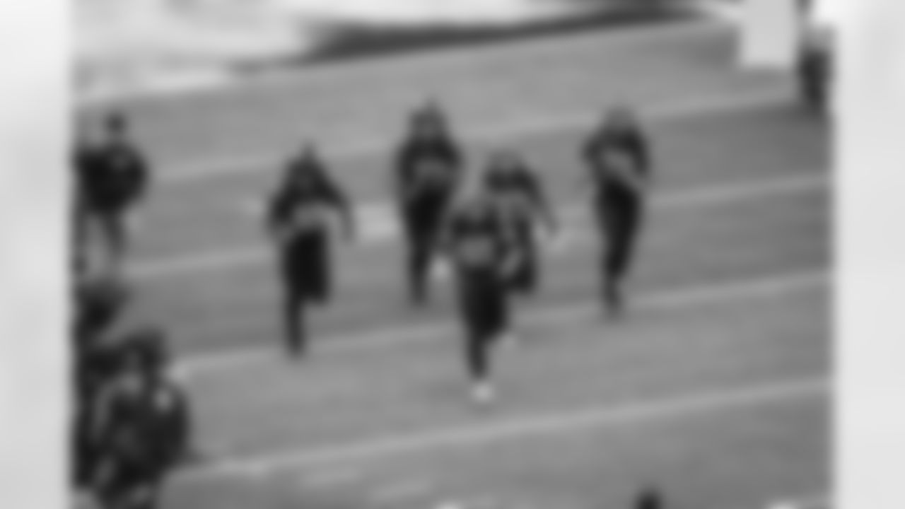 The Los Angeles Rams take on the Seattle Seahawks in week 11 of the 2025 NFL regular season.