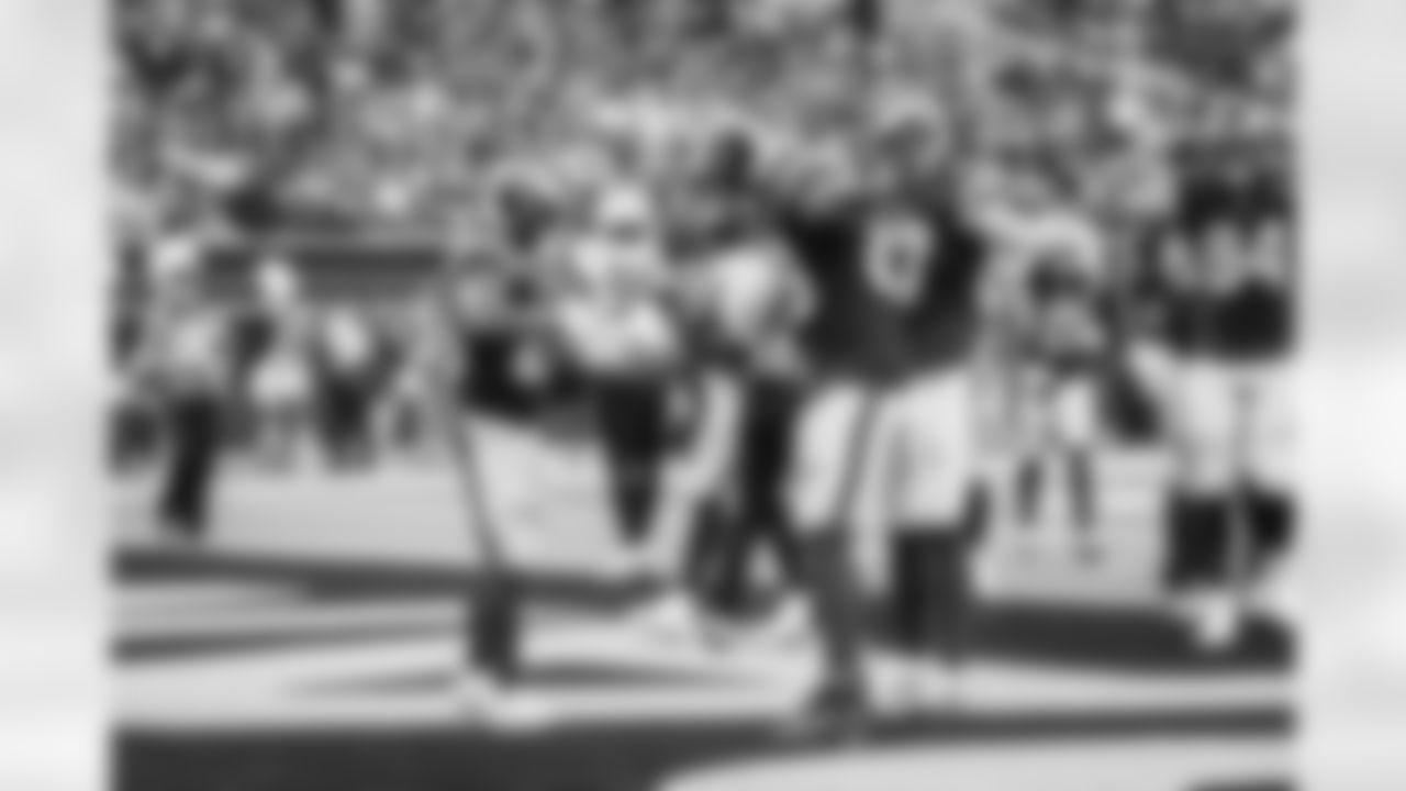 The Los Angeles Rams take on the New Orleans Saints in week 9 of the 2025 NFL regular season.