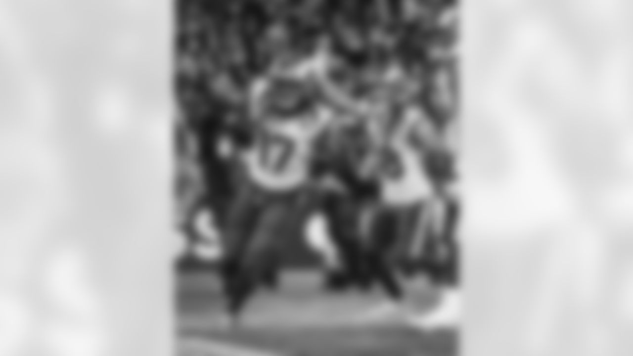 The Los Angeles Rams take on the Jacksonville Jaguars for an international game during week 7 of the 2025 NFL regular season.