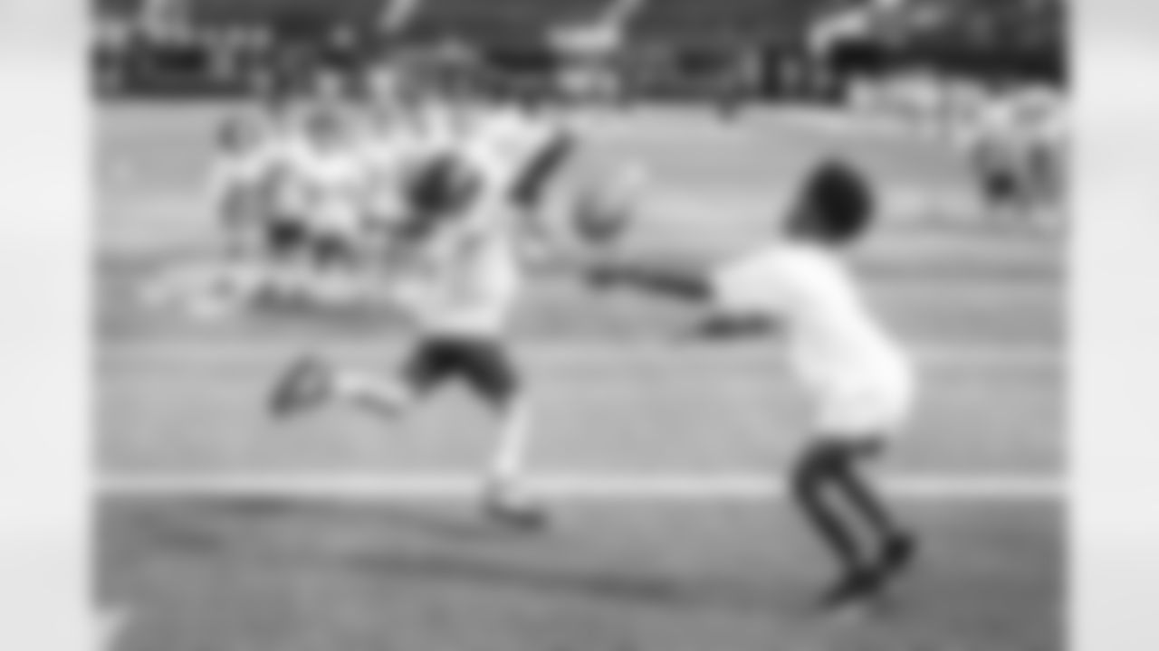E_250809_Pregame_Youth_ClinicHY0004