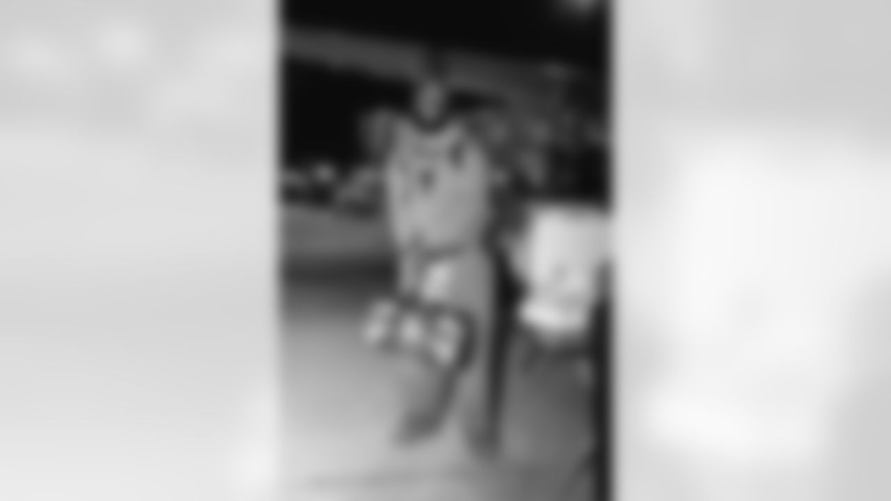 E_251016_Regular_Season_Week_7_Travel_BT_00032