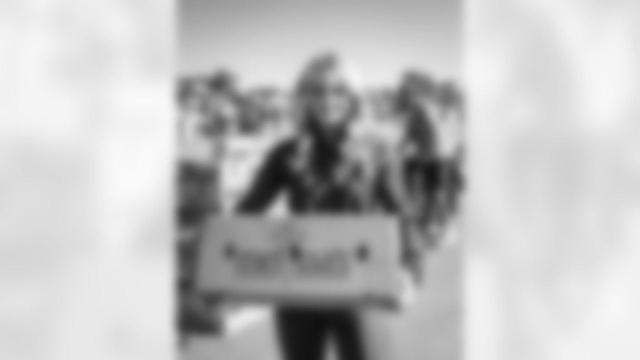 E_251125_City_of_Inglewood_Turkey_Giveaway_HY_0090