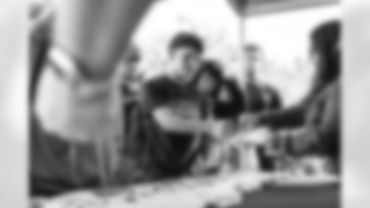 251219_Pacsun_Loads_Of_Love_RH_00034