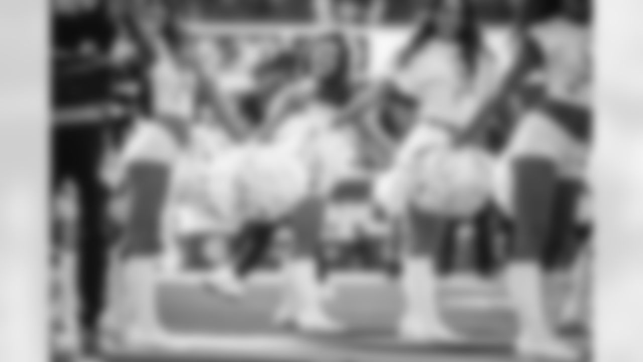 The Los Angeles Rams take on the New Orleans Saints in week 9 of the 2025 NFL regular season.