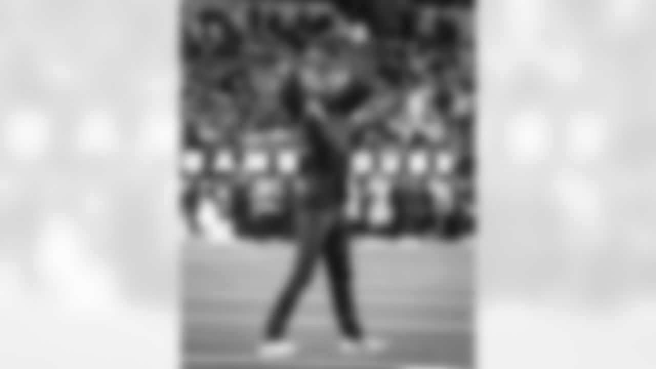 The Los Angeles Rams take on the Tampa Bay Buccaneers in week 12 of the 2025 NFL regular season.