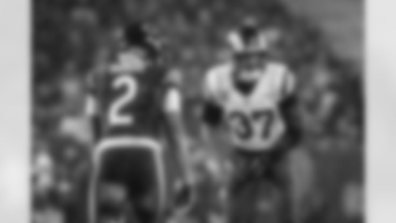 The Los Angeles Rams take on the Chicago Bears in the divisional round of the 2025 NFL post season.