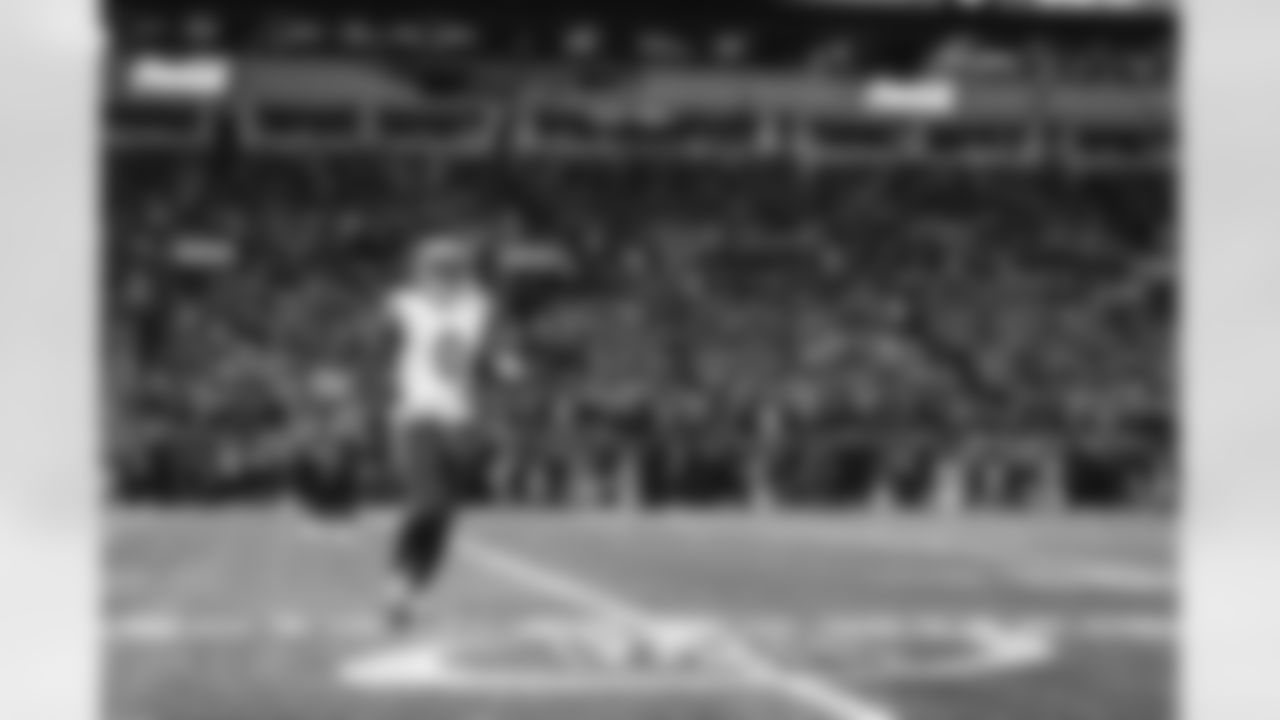 The Los Angeles Rams take on the Carolina Panthers in the wild card round of the 2025 NFL post season.