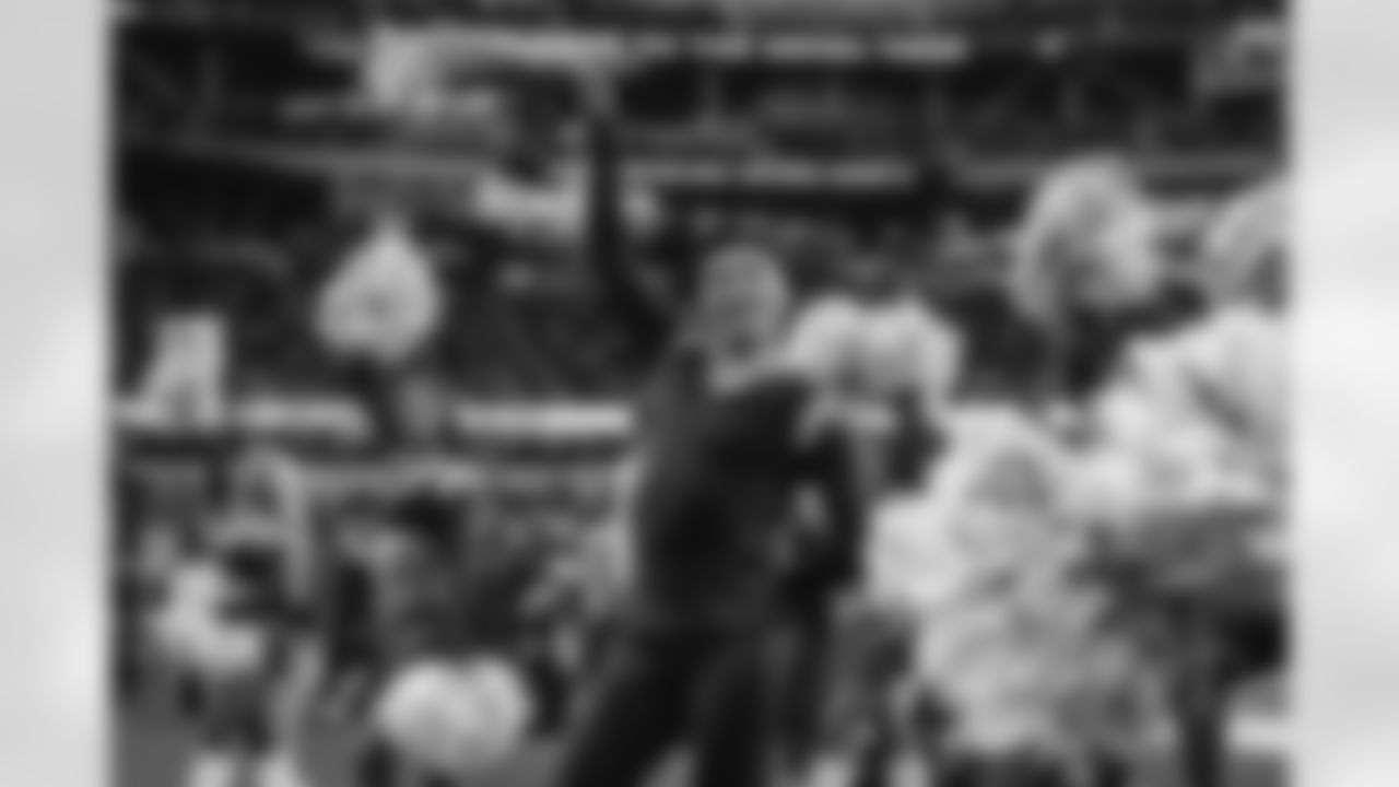 The Los Angeles Rams take on the Arizona Cardinals in week 18 of the 2025 NFL regular season.